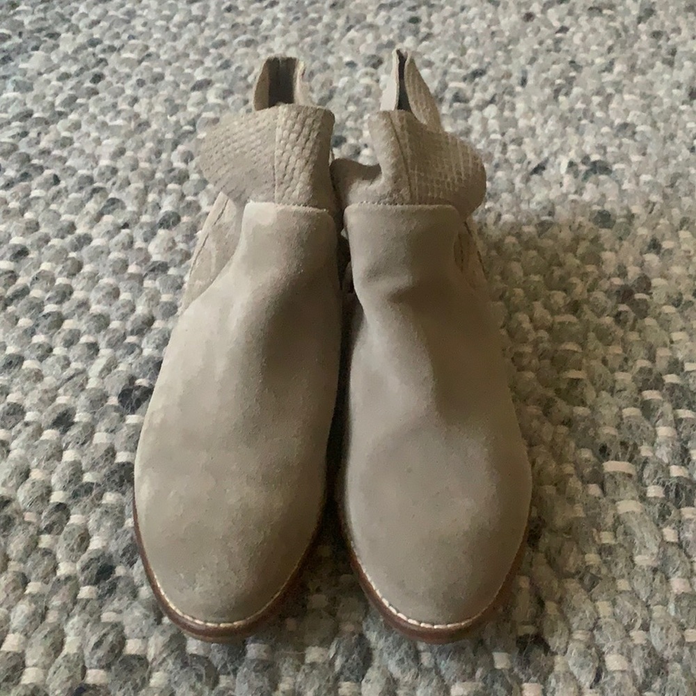 Seychelles Ankle Booties Size 7.5